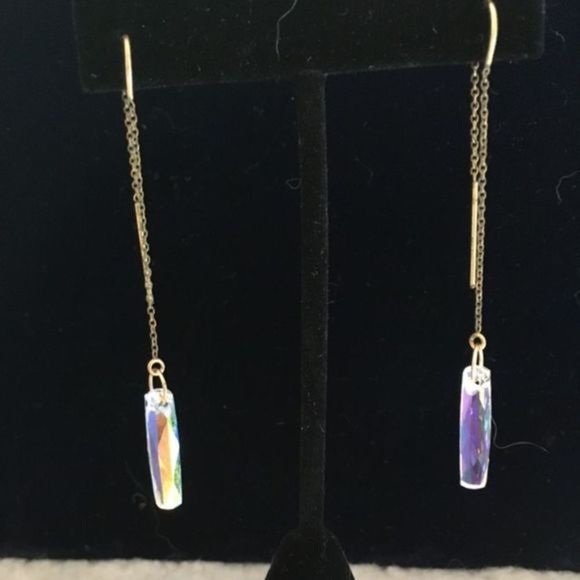 157. Sterling Silver Swarovski crystal Column shape threader earrings NEW - Picture 2 of 9